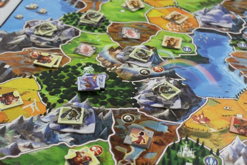 Small World - EasyMeeple