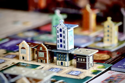 Chartered: Building Amsterdam